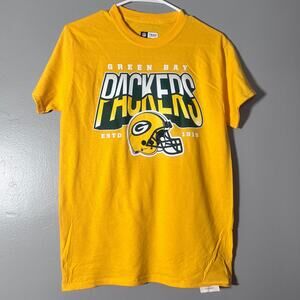 Green Bay Packers T-Shirt Men’s S NFL Team Apparel Yellow Graphic Tee